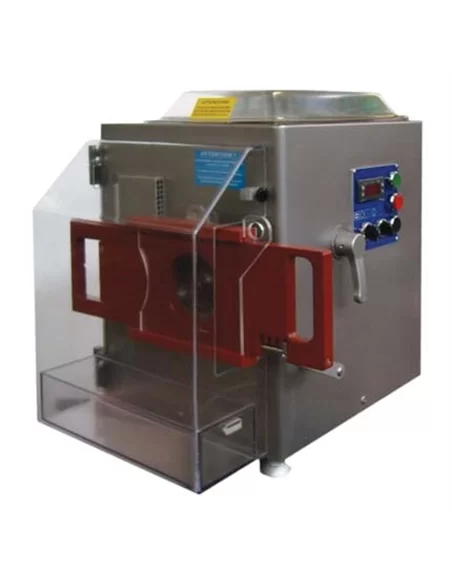 Picadora de carne refrigerada 300 kg/h com formadora de hamb – CNI - Carlos Nunes e Irmãos - Comércio de Frio Industrial