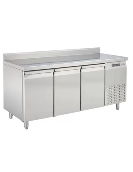 Bancada Gastronorm de três portas – CNI - Carlos Nunes e Irmãos - Comércio de Frio Industrial